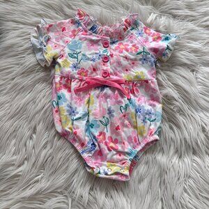Marie Nicole Clothing floral romper size 6-12 months